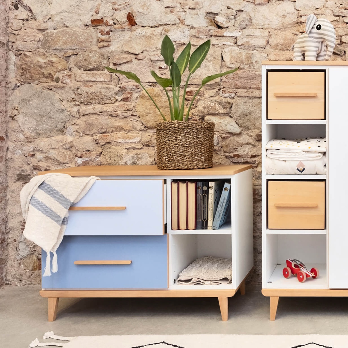 Kleinmöbel 2 Türen 2 Nischen NADO Retro Buche slate grey