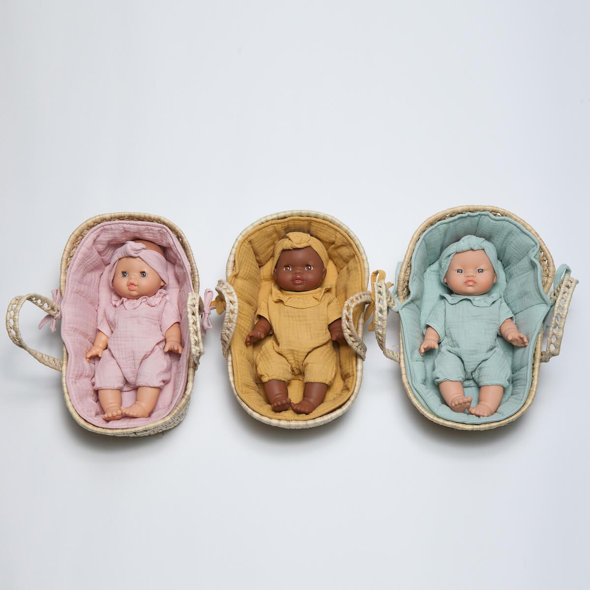 Moses-korb für Puppe aus Palmblatt BOBBLE senfgelb