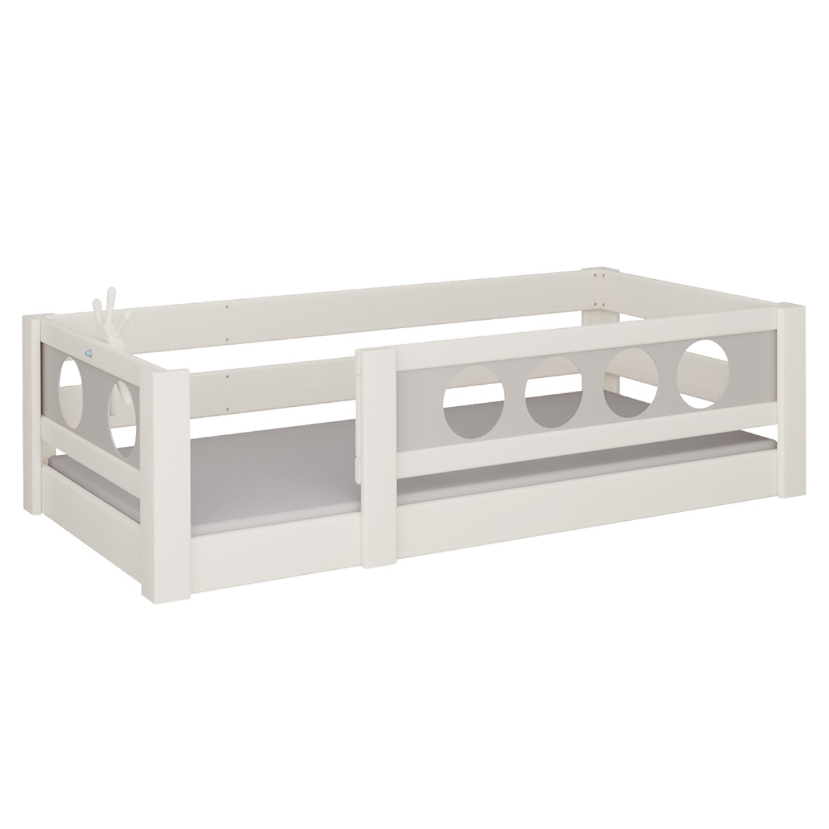 Niedriges Bett Pirat DELUXE de Breuyn geweißt-grau