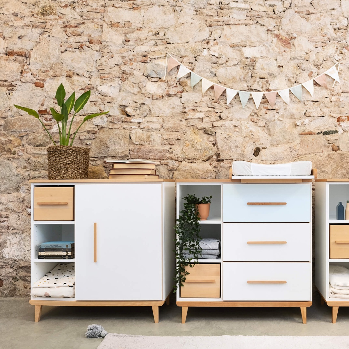 Wickelkommode 1 Tür 3 Nischen NADO Retro Buche mint